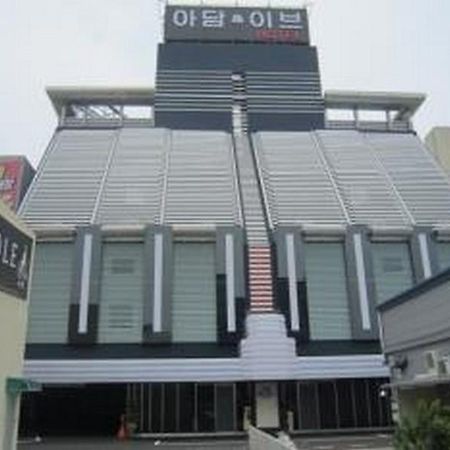 Hotel Adam & Eve Mokpo Exteriér fotografie